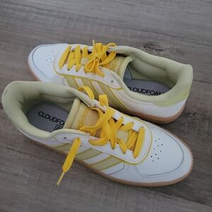 Adidas Cloudfoam White and Yellow Sneakers